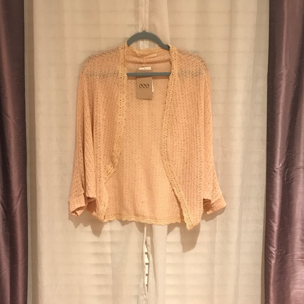Olive des Olive Lace Knit Shrug Balloon Cardigan