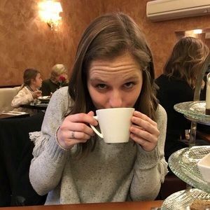 Meet your Posher, Alyse