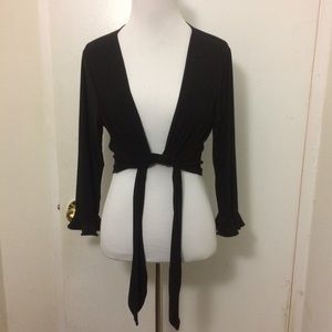 ❗NO SWAPS❗Black Tie Front Crop Top