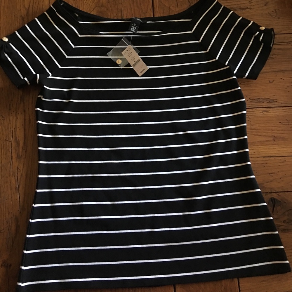 CRAZY DEAL 🚨 White House Black Market shirt