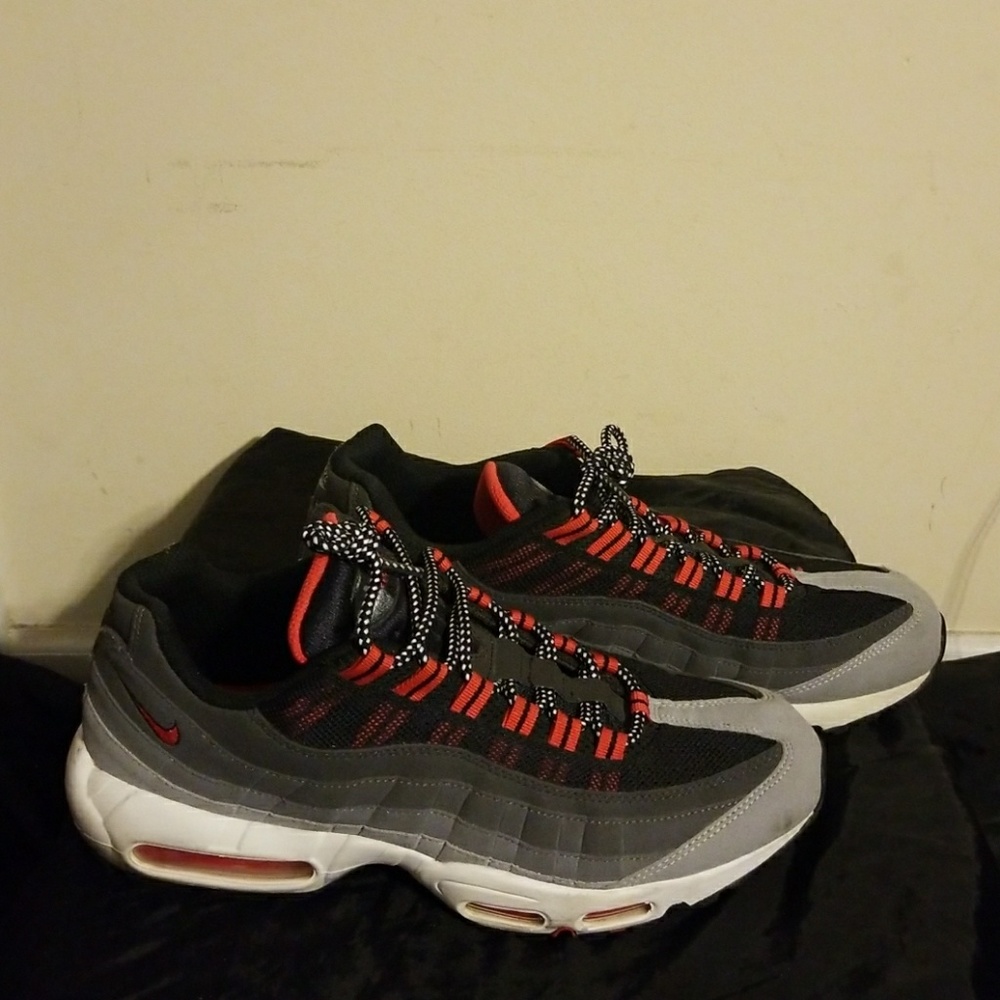 95 Nike Air Max