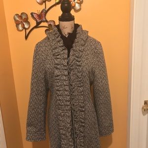 Adorable 3/4 length winter coat