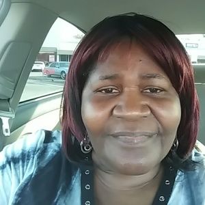 Meet your Posher, Lizzie