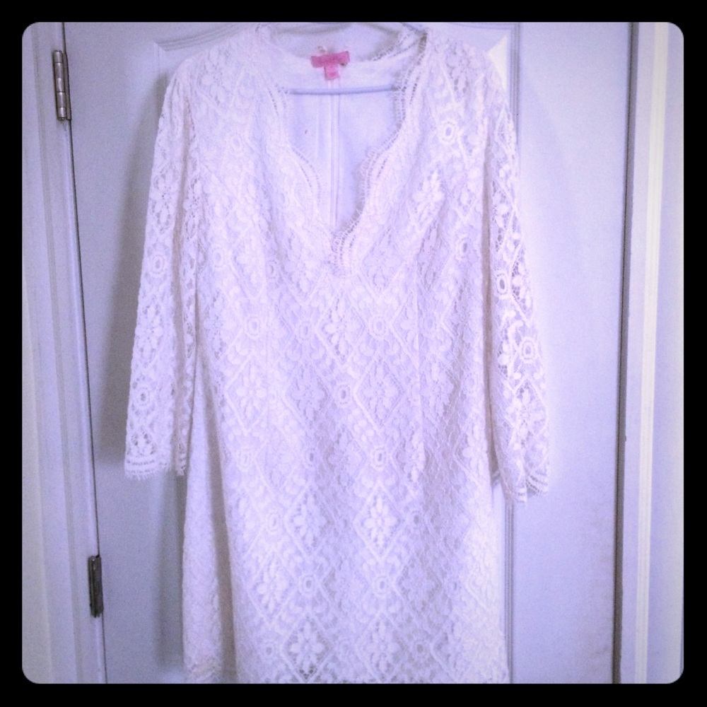 Lilly Pulitzer white lace scallop eyelet dress.!