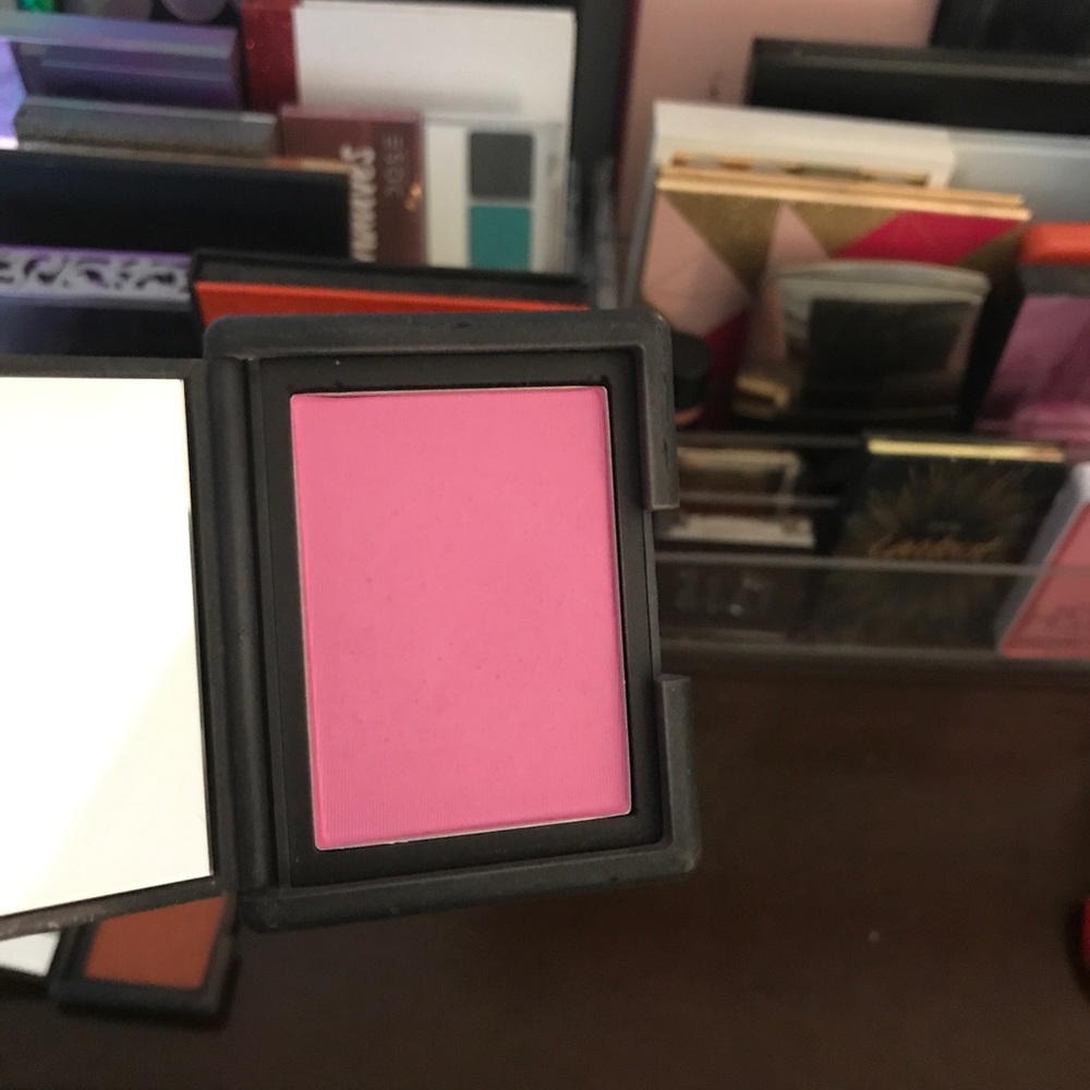NARS gaiety blush