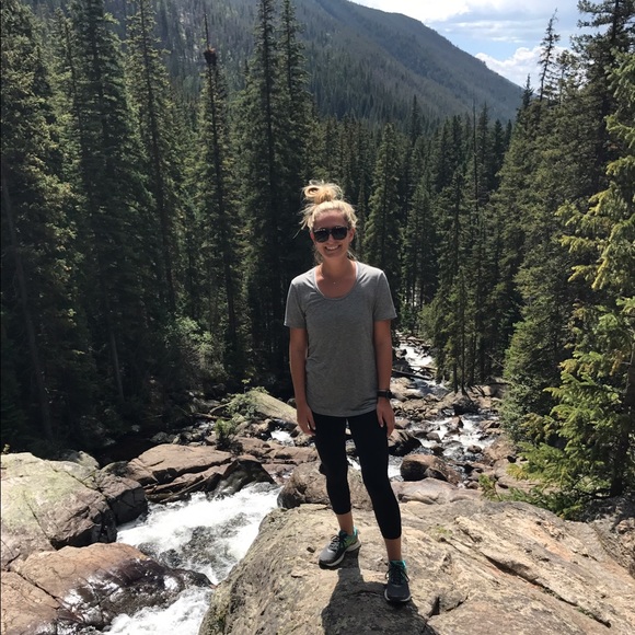 Meet your Posher, Rachel - Picture 1 of 1