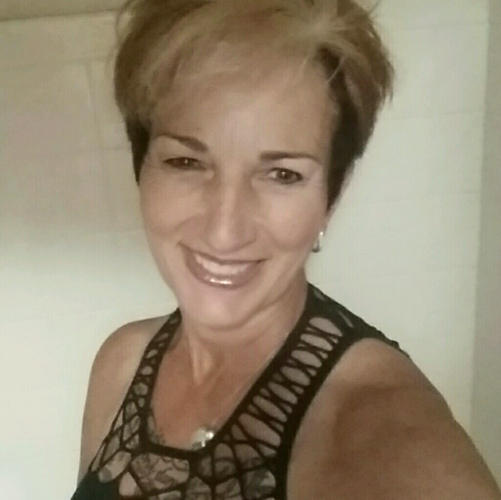 Meet your Posher, Alisa