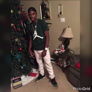 Meet your Posher, Ellis