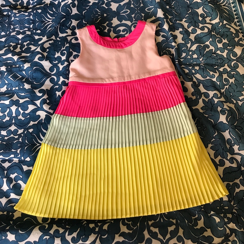 Color blocked dress