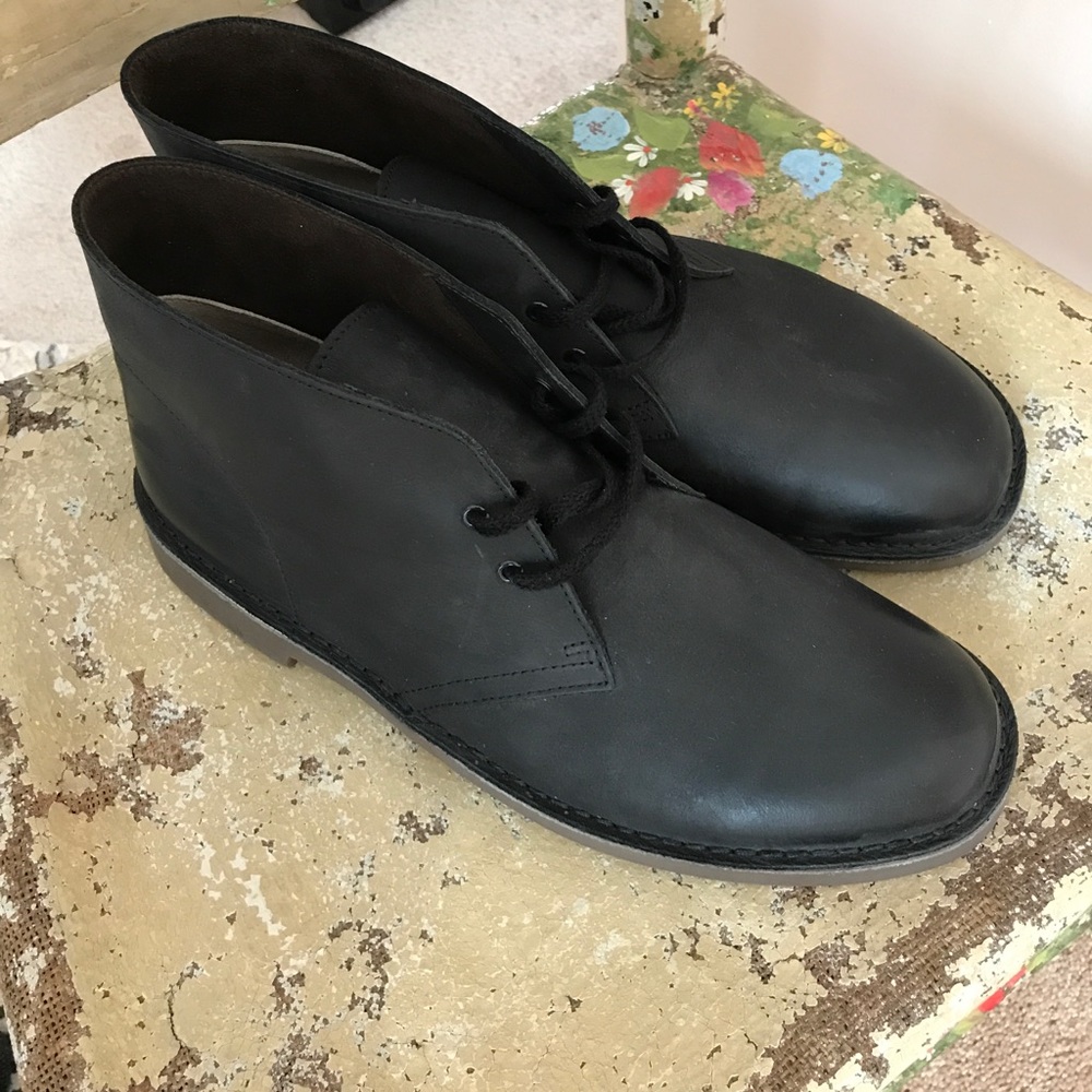 Clarks Mens  Black Leather Chukka Boot -  10.5