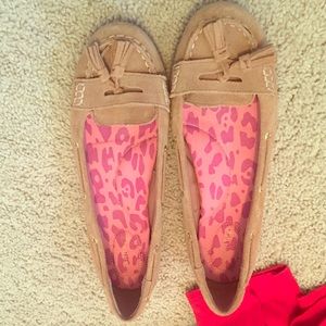 Never worn Sperry suede