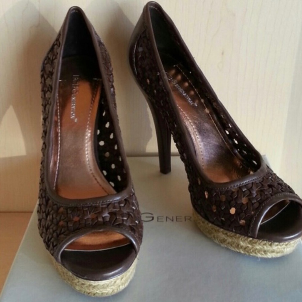 NEW bcbg generation heels