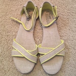 Toms sandals