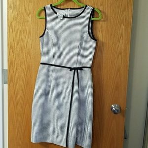 Sleeveless Black and White Dress