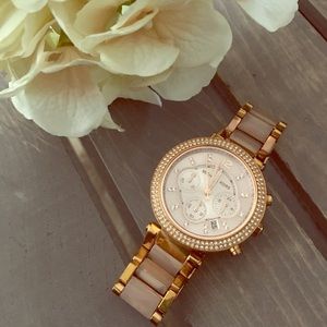 MK watch!