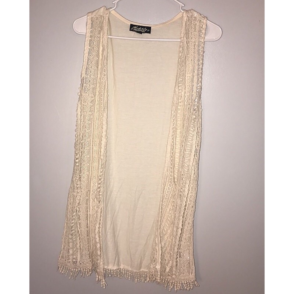 ⭐️ Sleeveless Cardigan