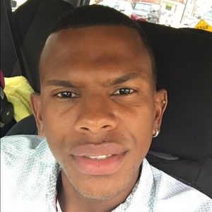 Meet your Posher, Luis