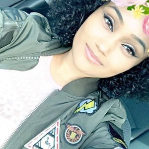 Meet your Posher, Shayla