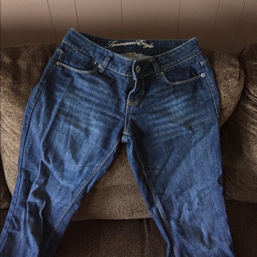 AE 77 Straight Jeans