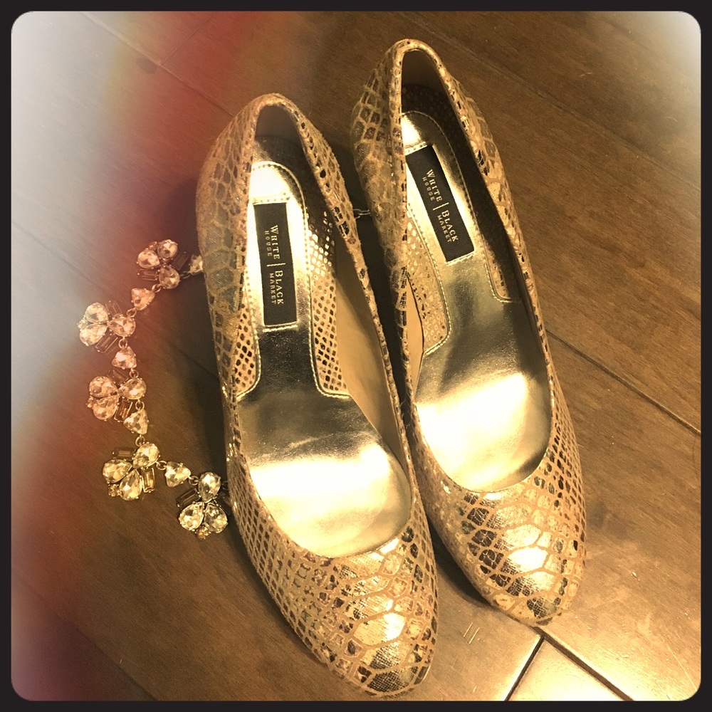 WHBM // pumps