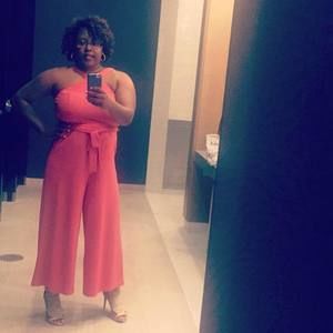 Meet your Posher, Valerie