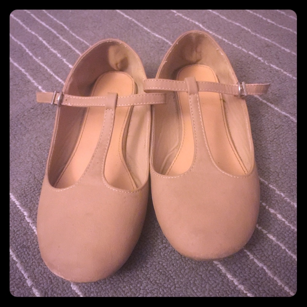 Tan T-strap flats