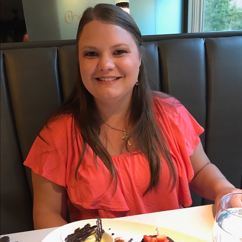 Meet your Posher, Cassie