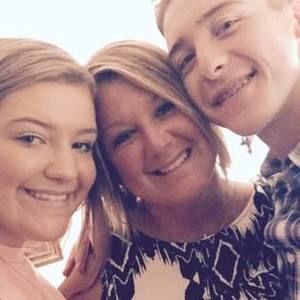 Meet your Posher, Lynne