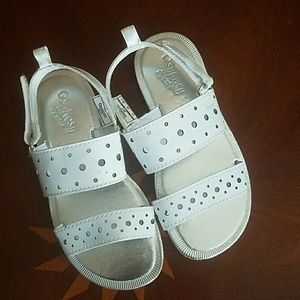 Oshkosh sandles never worn girls size 12