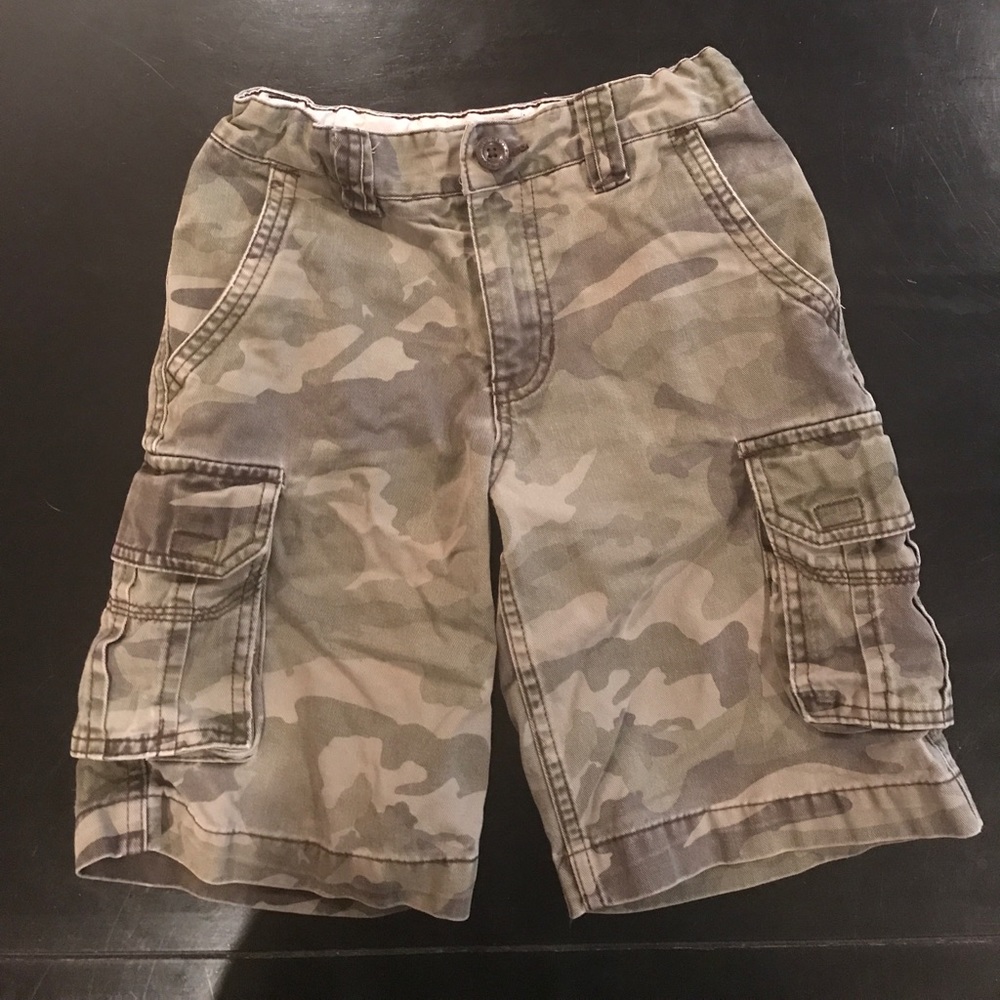 Boys Old Navy shorts