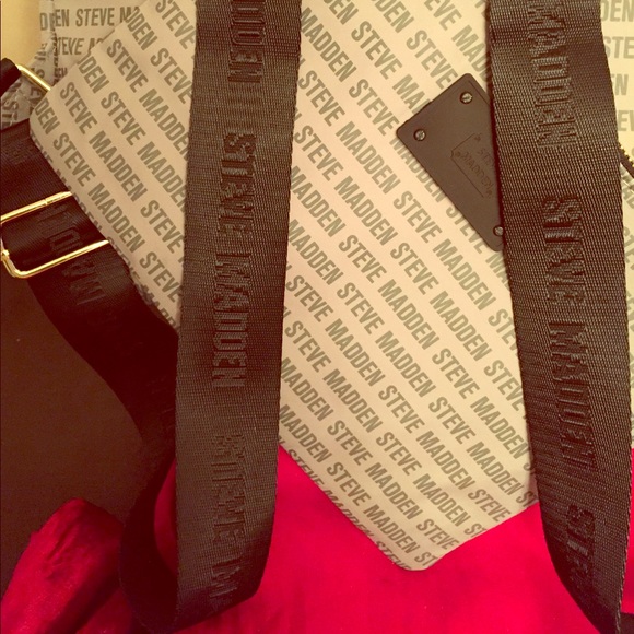 🎉HP🎉 Steve Madden Logo Backpack with Bonus - Picture 7 of 8