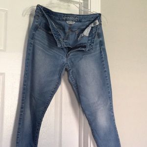 Super stretched American Eagle Jeggins