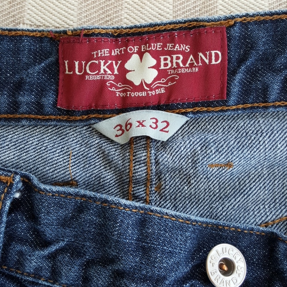Lucky Brand Relaxed Straight Leg jeans