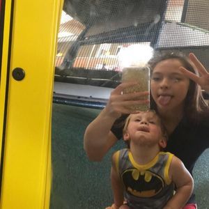 Meet your Posher, Alyssa