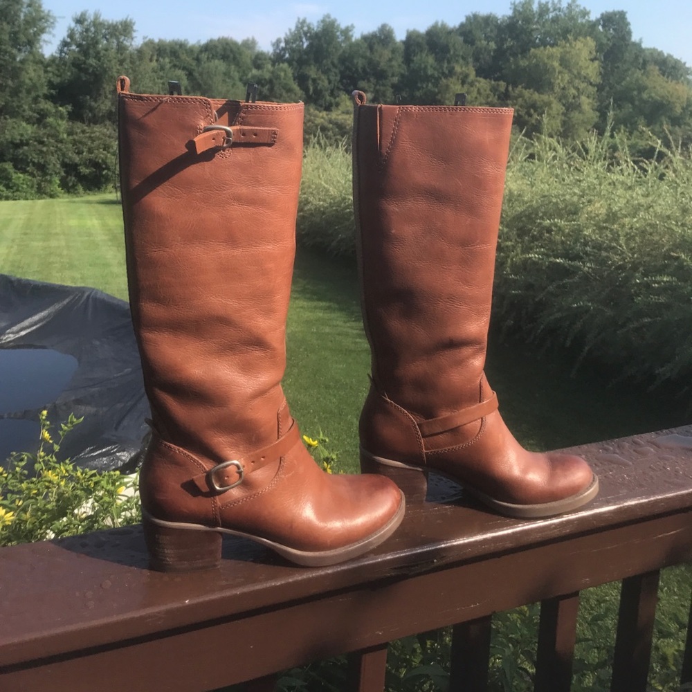Lucky Brand boots
