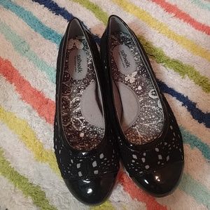 Softwalk lace cap toe shoes