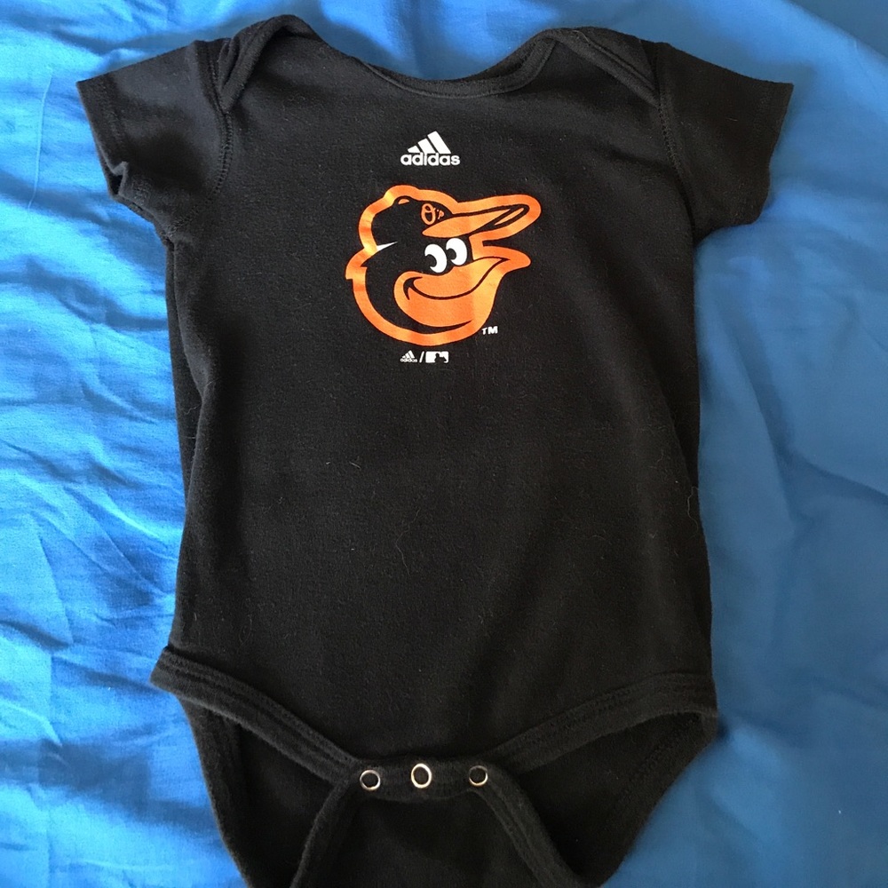 Oriole's one piece