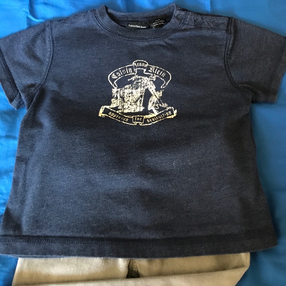 Calvin Klein T-shirt