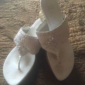 Stuart Weitzman Flip Flop sandals