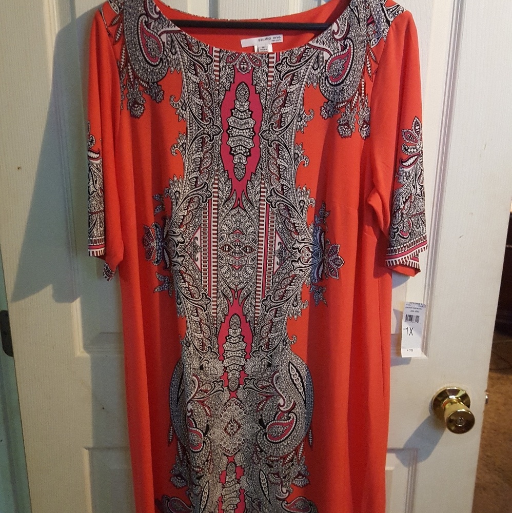 Beautiful Coral /melon orange/pink Dress
