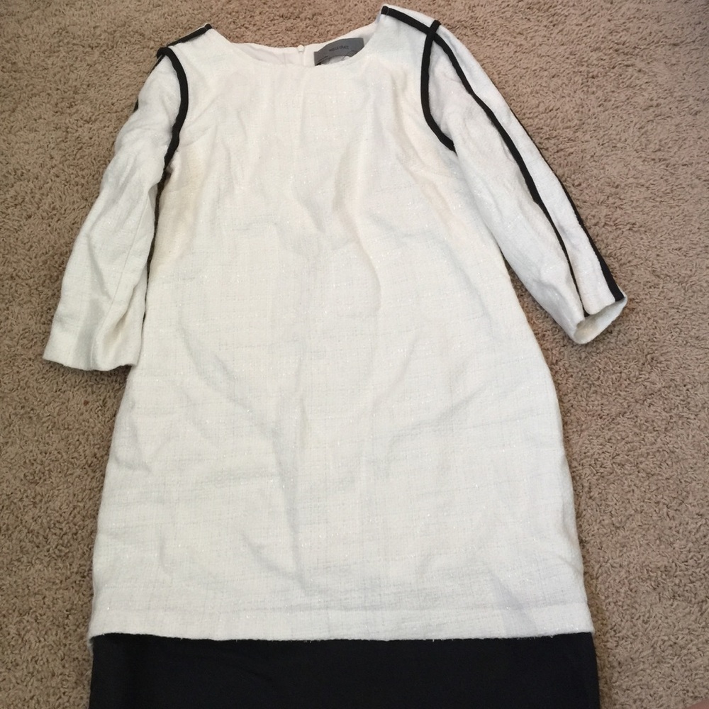 🆕 NWT white tweed dress
