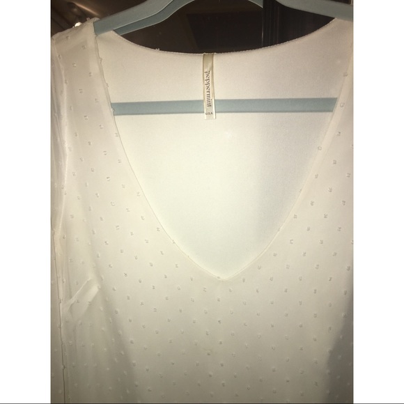 Peppermint L Swiss dot split sleeve shift dress 😍 - Picture 6 of 9