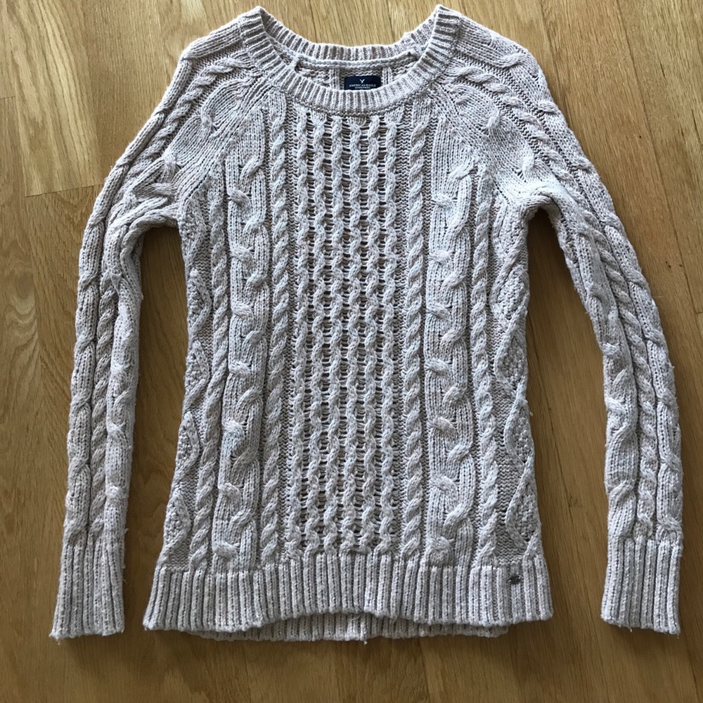 American eagle comfy pink sweater
