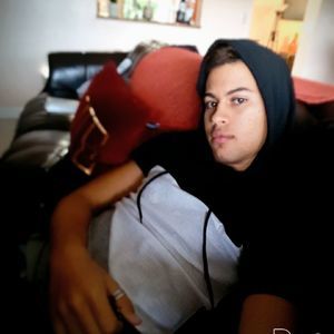 Meet your Posher, Henry