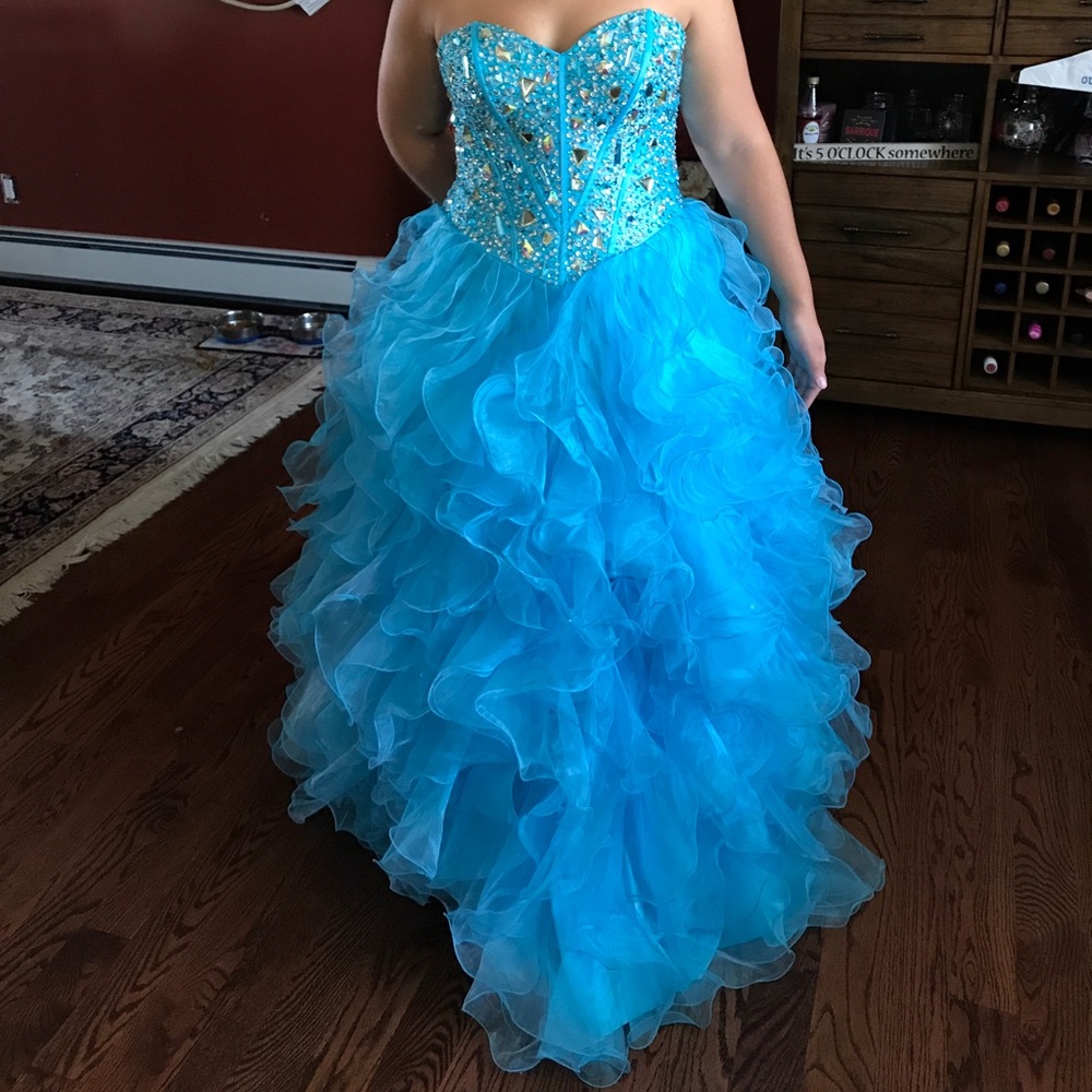 Sweet 16 dress