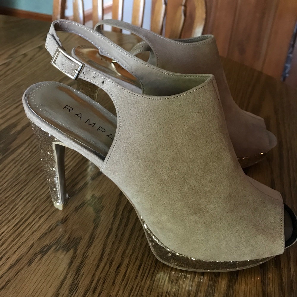 Rampage Dress Shoes