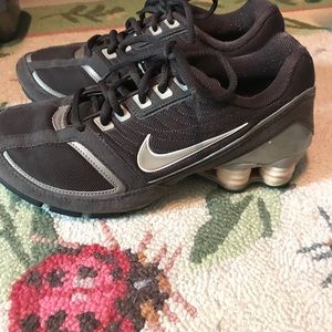 Nike Brown Pink Shox size 8