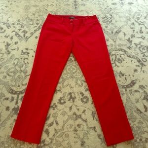 Cropped Red Limited Pants