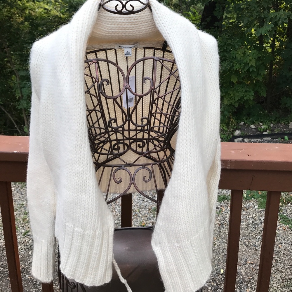 NWT Women's Size Small Banana Republic Sweater