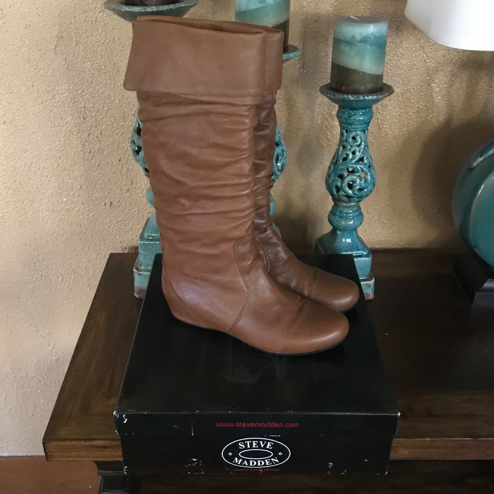 Steve Madden "Cybul" Boots